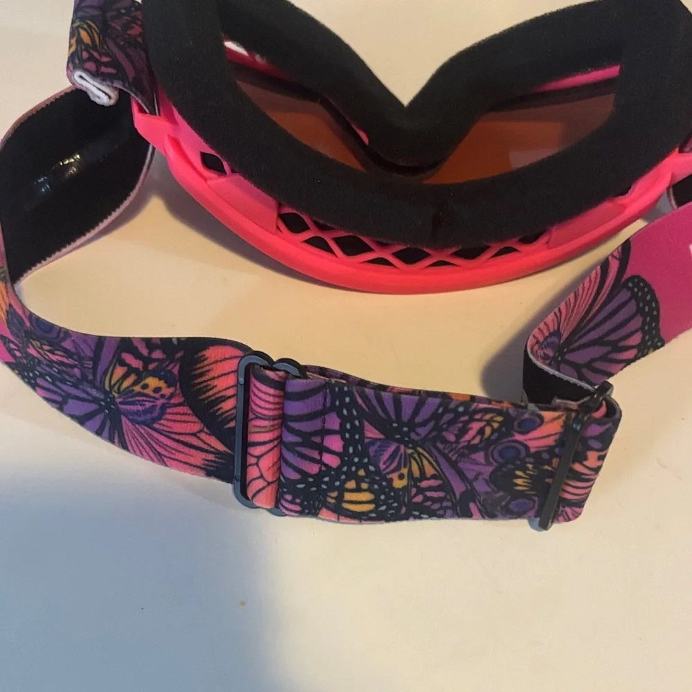SMITH Pink and Black Ski Goggles